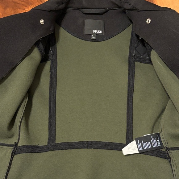 Wilfred Black Moto Jacket Structured Biker Style Quilted Shoulders & Hardware - Picture 6 of 7